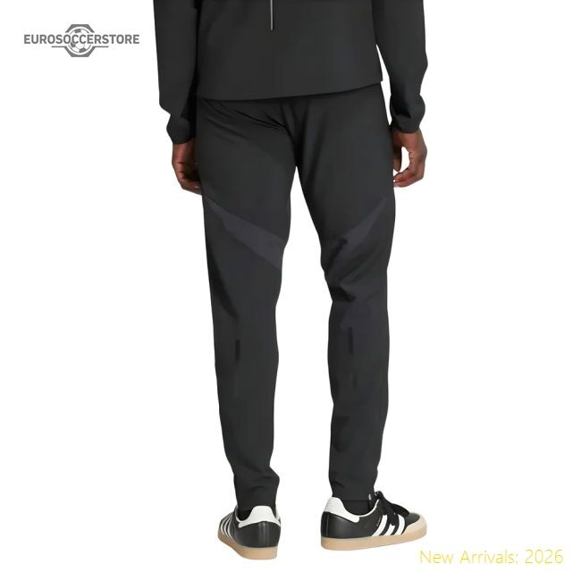 2025-2026 Real Madrid Pro Vis Tech Travel Pants (black)