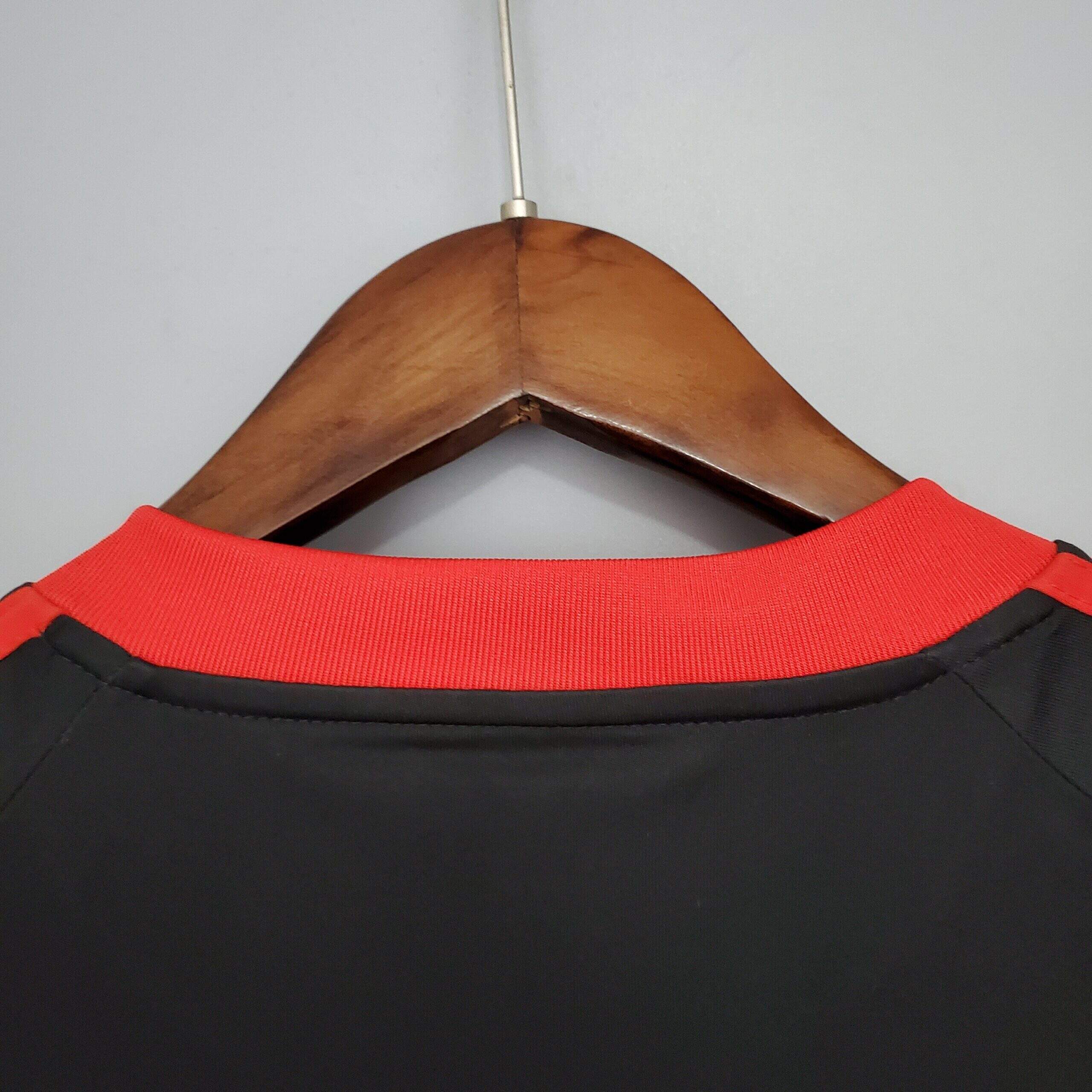 2009-2010 Benfica away kit