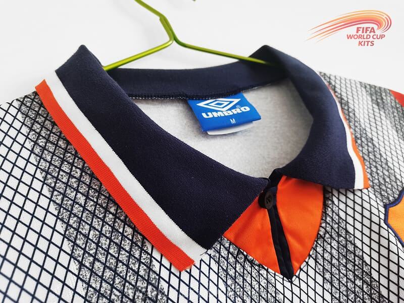 Chelsea 94-96 Away Grey Football Kit