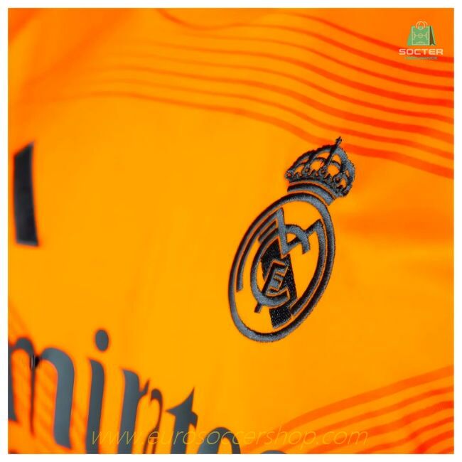 2024-2025 Real Madrid Away Shirt (Valverde 8)