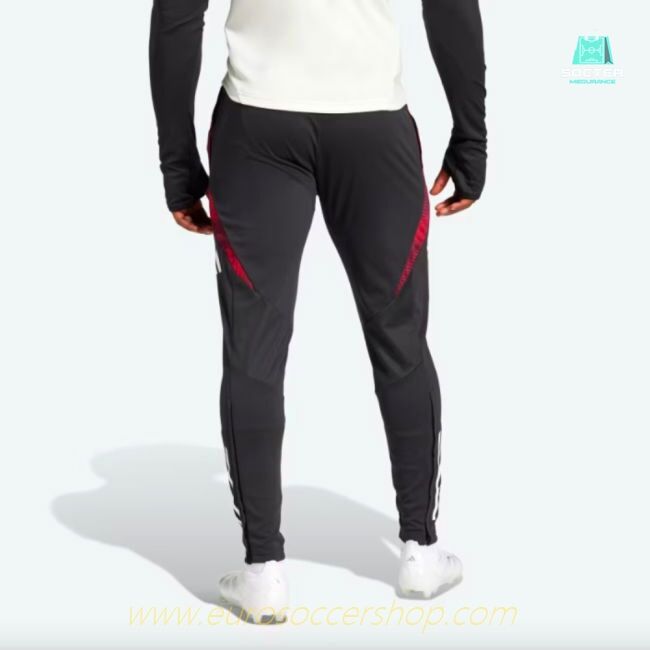 2025 Man Utd Training Pants (Black)