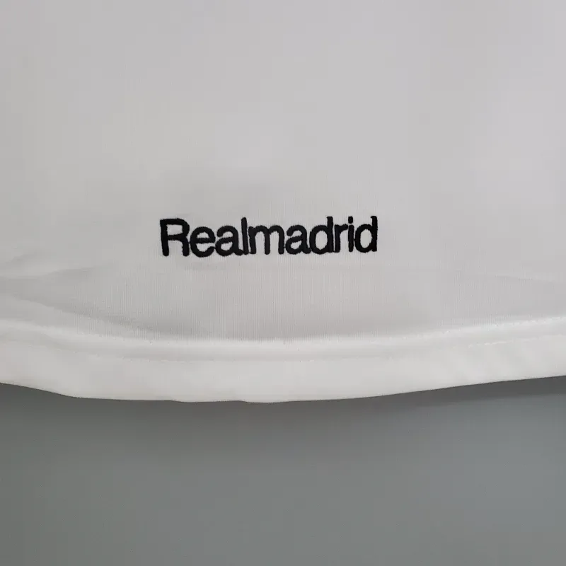 2005-2006 Real Madrid Jersey retro kit