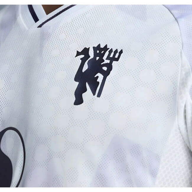 2025-2026 Man Utd Authentic Away Shirt