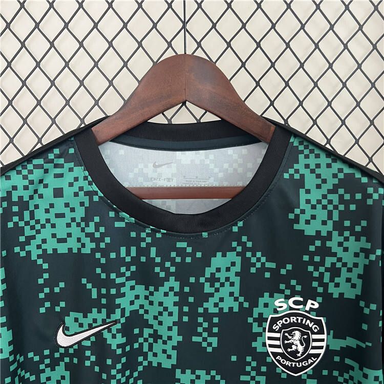 Comfort Fit Sporting CP Sporting Lisbon 2425 Pre Match Shirt