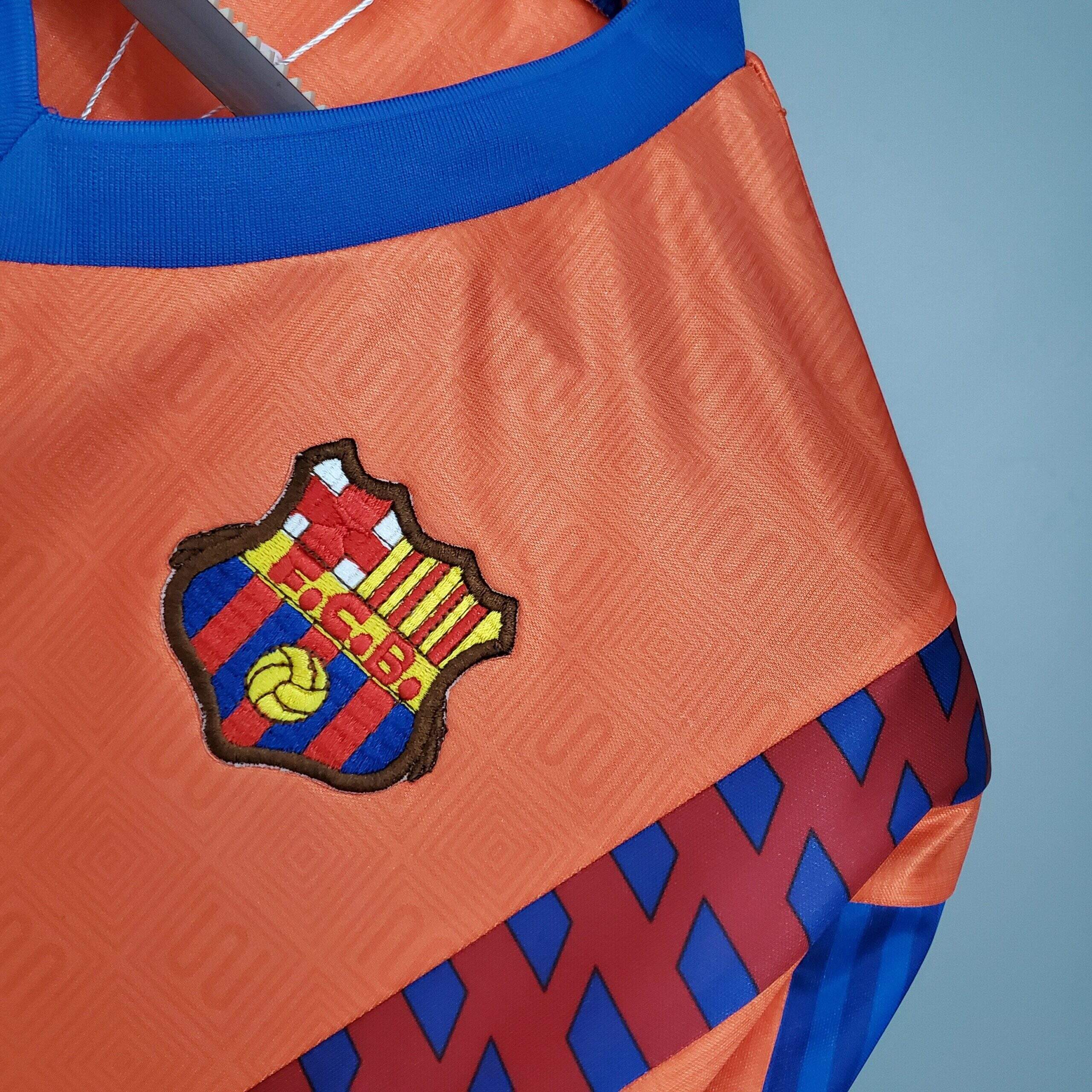 1989/92 Barcelona Away kit