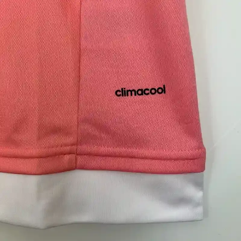 2015-2016 Juventus Jersey retro kit