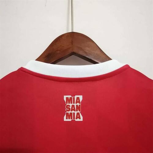 High Performance Football Team Mnich #2022 Fresh Look Faithful Offi...