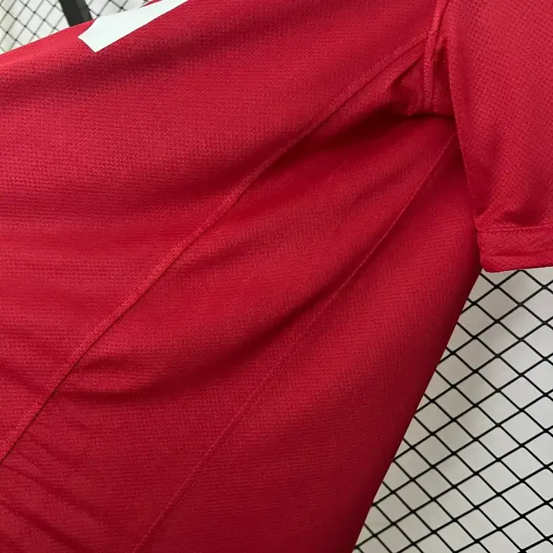 2011-2012 Manchester United Jersey retro kit