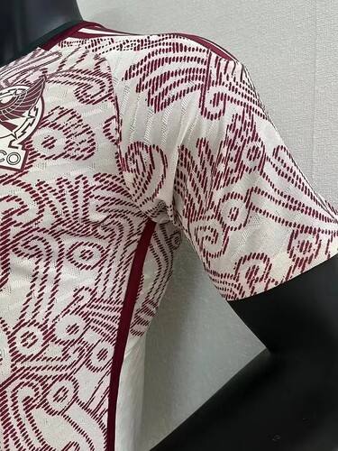 Visitante - Breathable Material - Comfortable Fit - Authentic