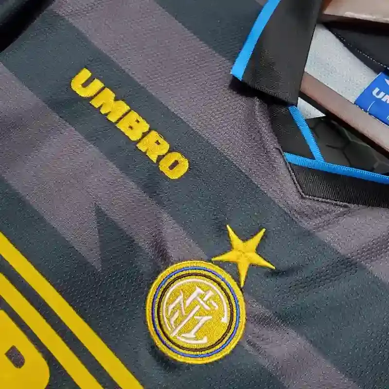 1997-1998 Inter Milan Jersey retro kit