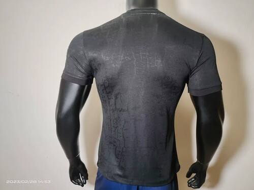 High Quality 2022 International Camiseta Black With Classic Design