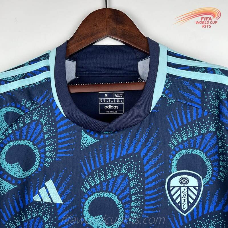 Leeds United 23 to 24 Travel Soccer Kit
