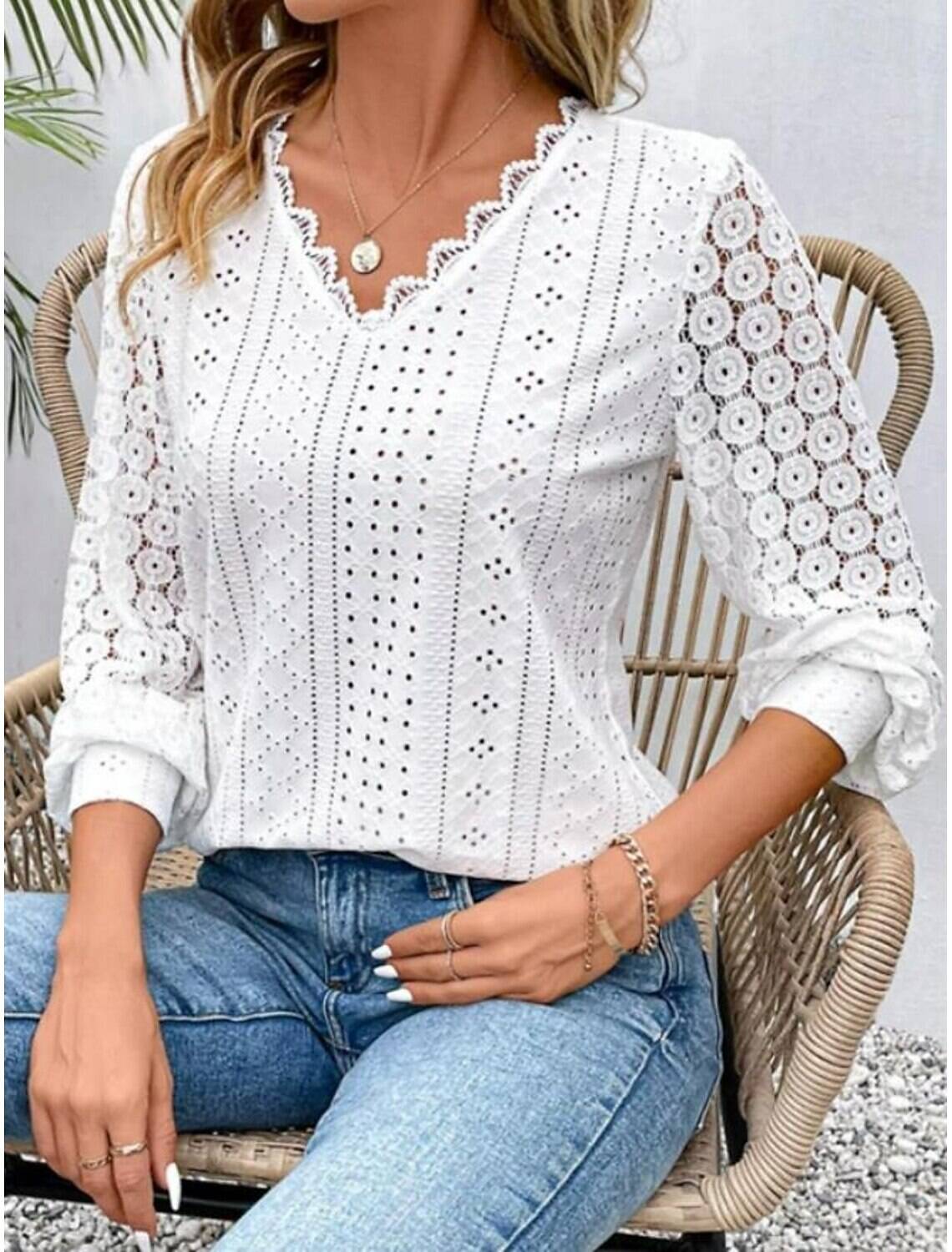 Women's Elegant Lace Tops Eyelet Blouse Stylish Modern Hollow Out Long Sleeve Regular Tops V Neck Work Daily Romantic Petite Tops Summer Holiday Wear Spring Fall