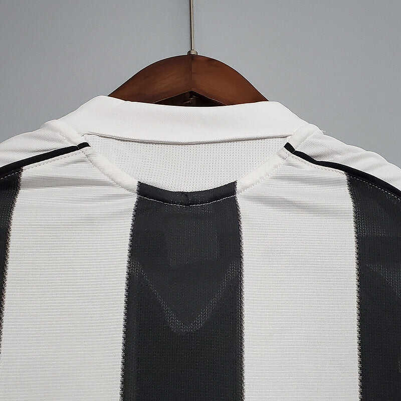 2005-2006 Newcastle  Home retro kit