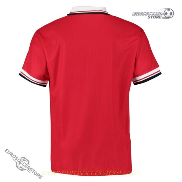 Vintage Home Football Shirt of Manchester United from 1998 to 2000