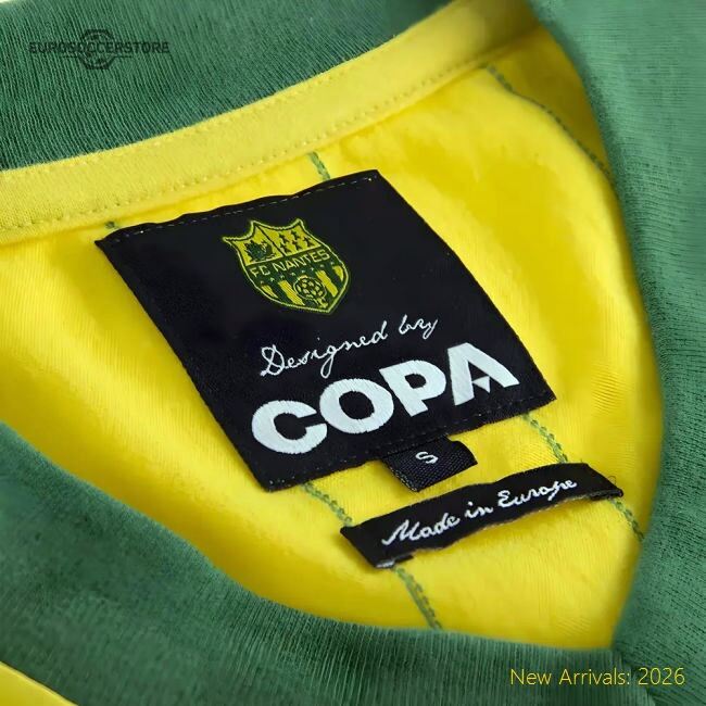 Best-Selling Fc Nantes Copa 1982 - 83 Retro Football Shirt