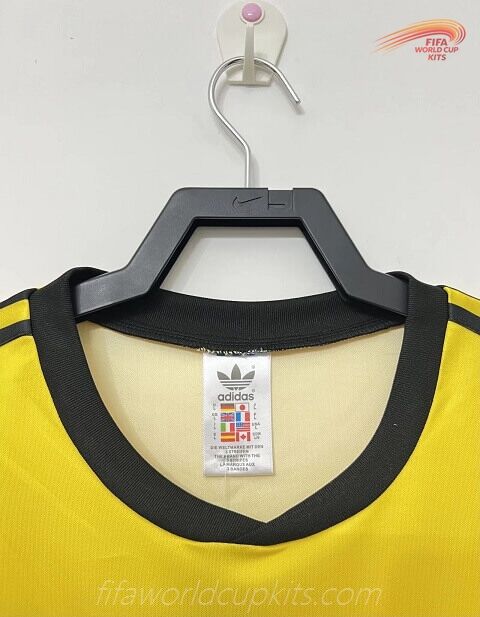 Dortmund year 1989 Home Game Soccer Uniform