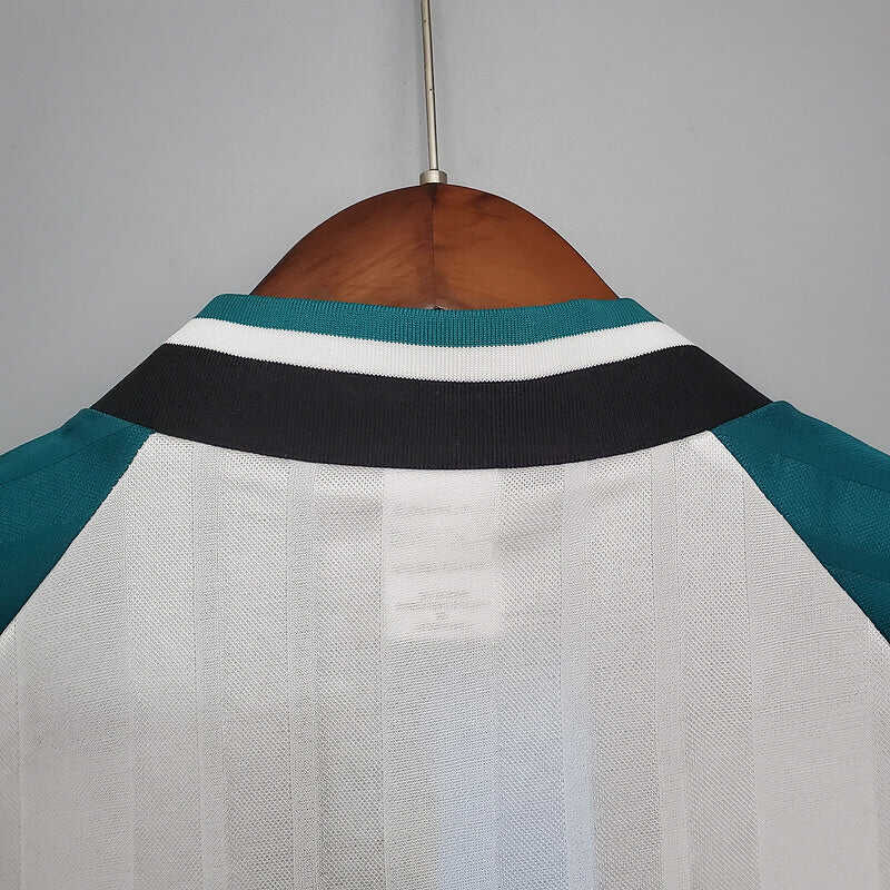 1993/95 Liverpool away