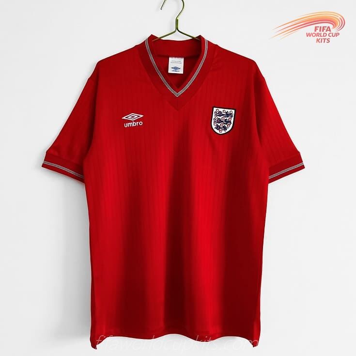 England season 84-87 Travel Soccer Kit