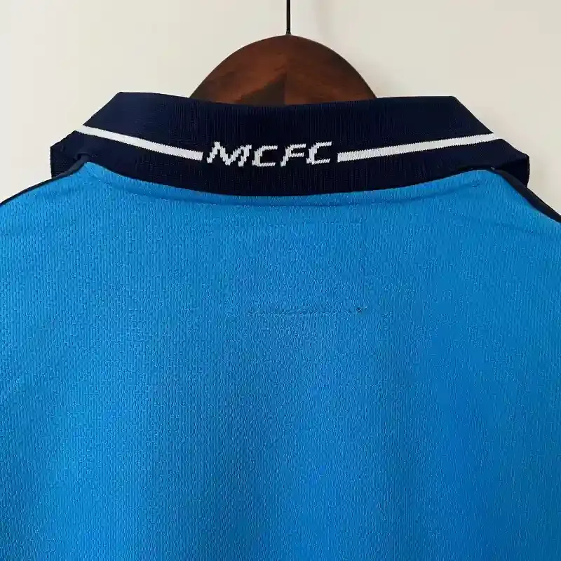 2001-2002 Manchester City Jersey retro kit