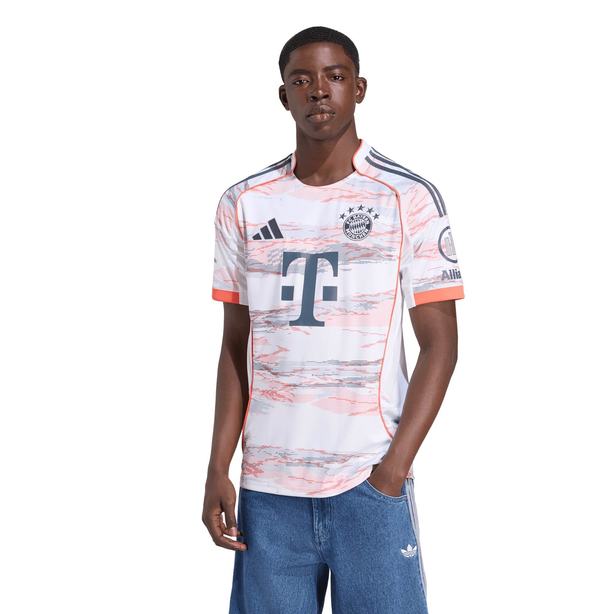 Bayern Men's 2025 Performance Replica Jersey - Game Jersey - Must-Have