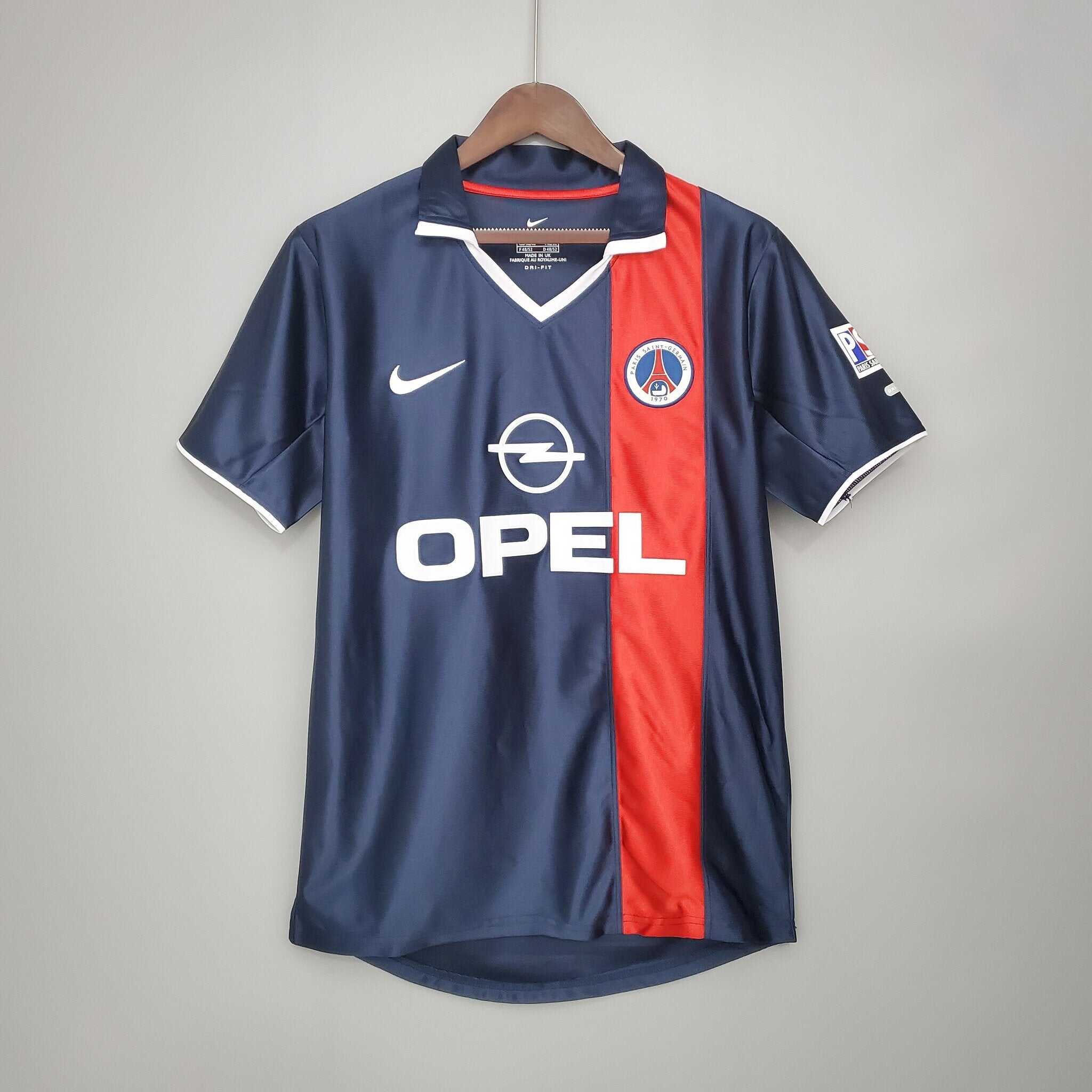 2001-2002 Paris Saint Germain kit