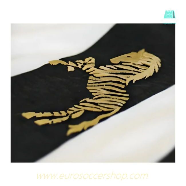 La Zebra Home Retro Football Shirt