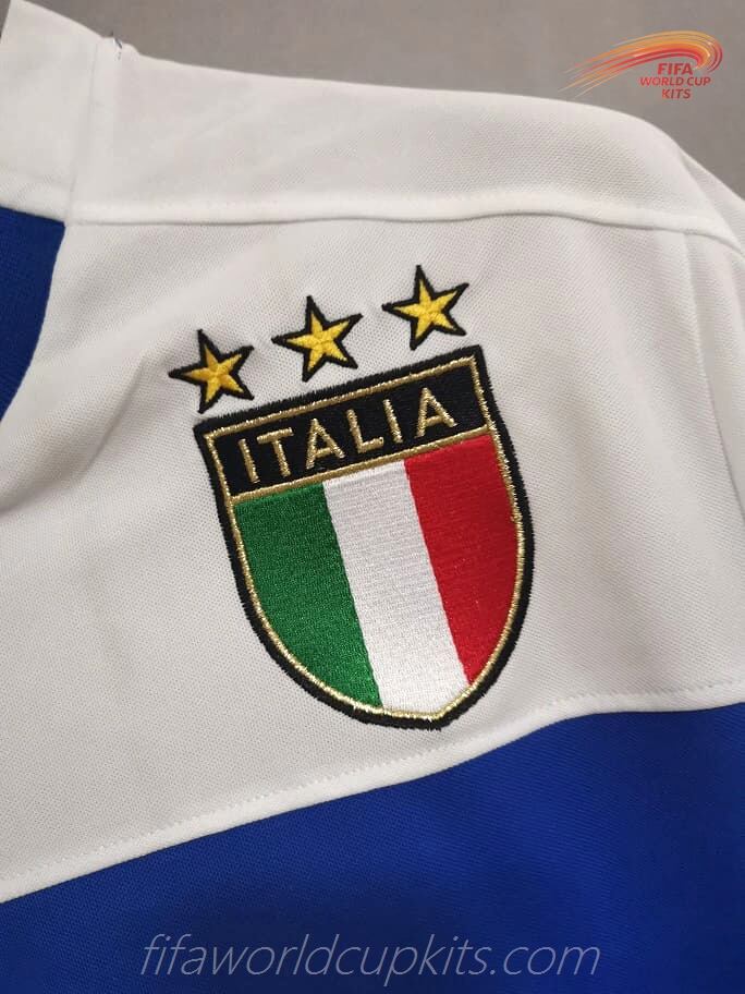 Italy 98-00 Away White Football Kit
