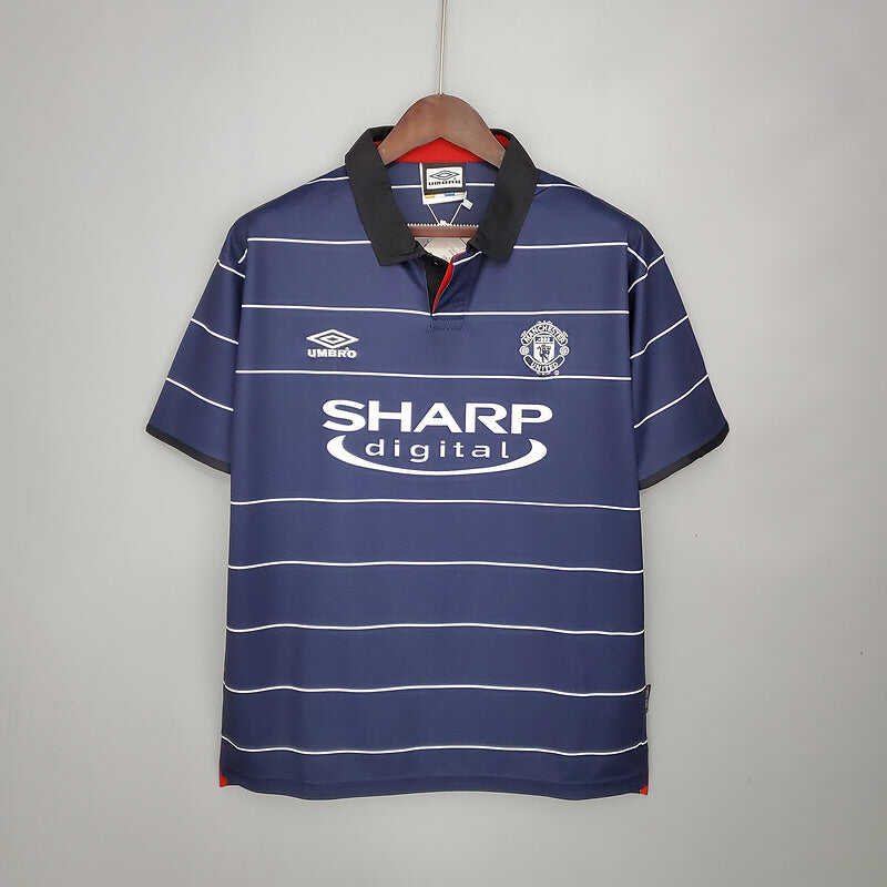 1999/00 Man United away kit