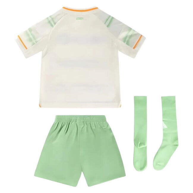 Ultra Comfort Avid Green And White Hoops Modern Style Kit