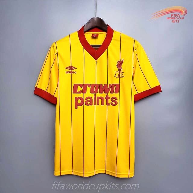 Liverpool season 81-84 Road Soccer Uniform