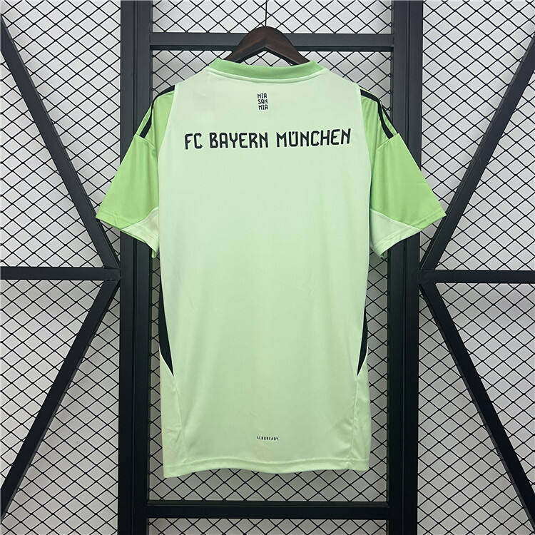 Professional Breathable Bayern Munich 2526 Goalkeeper Shirt Jersey